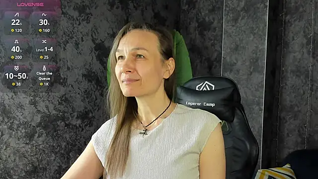Snapshot of Lillian_White chatting on 11, 5, 2026 Lillian White online show from 11, 5, 2026