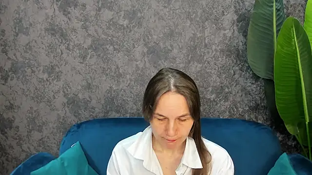 Lillian White online show from 21, 3, 2025