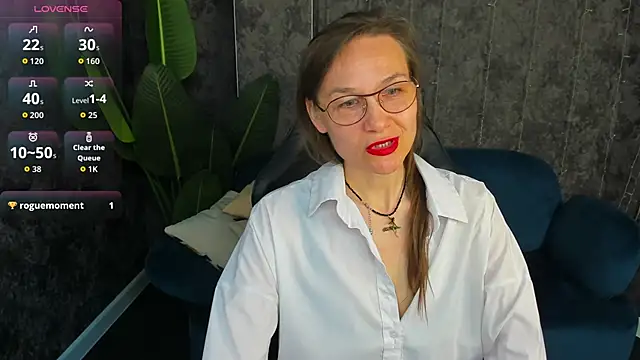 Snapshot of Lillian_White chatting on 20, 5, 2026 Lillian White online show from 20, 5, 2026