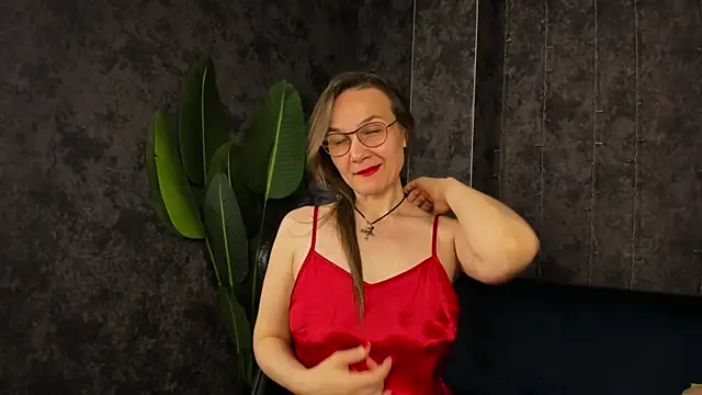 Snapshot of Lillian_White chatting on 30, 5, 2026 Lillian White online show from 30, 5, 2026