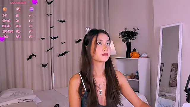 Melissa Mone online show from 3, 11, 2025