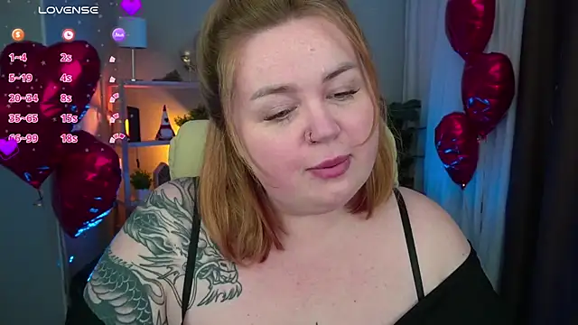 ZaraReignn online show from 19, 2, 2025