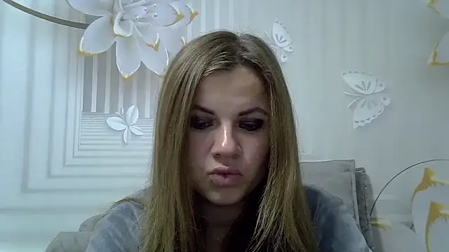 Snapshot of TinaFun4u chatting on 9, 11, 2025 TinaFun4u online show from 9, 11, 2025