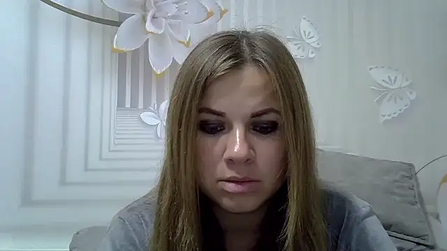 Snapshot of TinaFun4u chatting on 7, 11, 2025 TinaFun4u online show from 7, 11, 2025