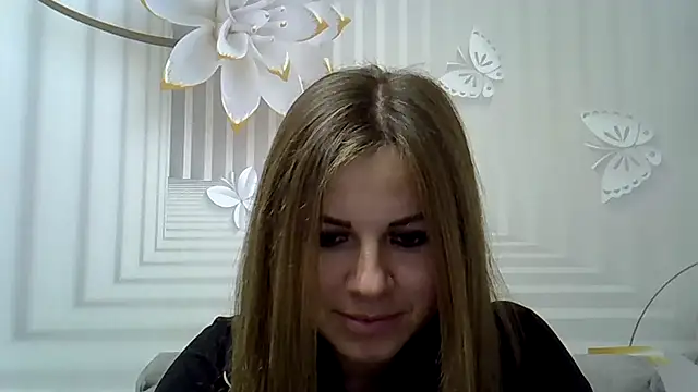 Snapshot of TinaFun4u chatting on 15, 11, 2025 TinaFun4u online show from 15, 11, 2025