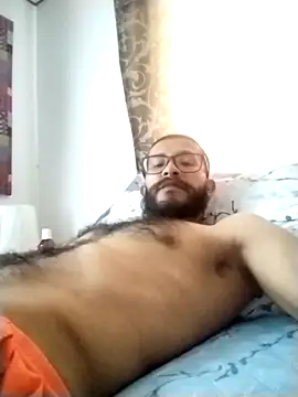 Snapshot of hairyserious chatting on 10, 12, 2024 hairyserious online show from 10, 12, 2024
