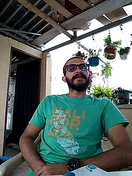 Snapshot of hairyserious chatting on 12, 3, 2025 hairyserious online show from 12, 3, 2025