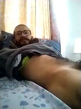 Snapshot of hairyserious chatting on 14, 1, 2025 hairyserious online show from 14, 1, 2025