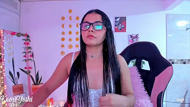 Kaoriyoshii online show from 21, 9, 2025