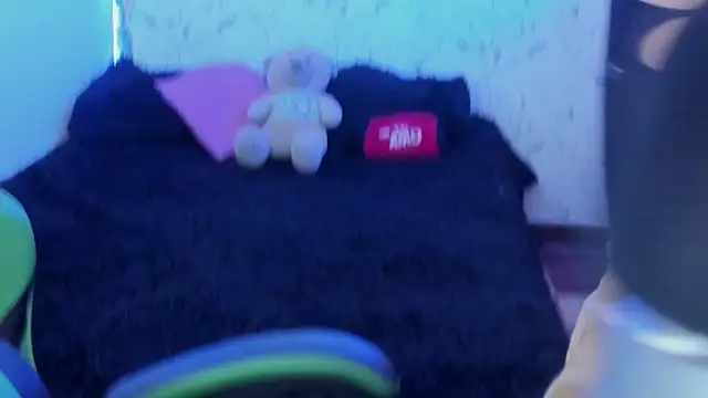 elissa iris online show from 19, 4, 2026