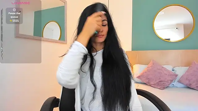 Snapshot of elissa_iris chatting on 4, 3, 2025 elissa iris online show from 4, 3, 2025