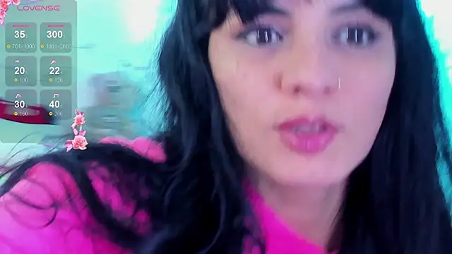 Snapshot of elissa_iris chatting on 11, 10, 2025 elissa iris online show from 11, 10, 2025