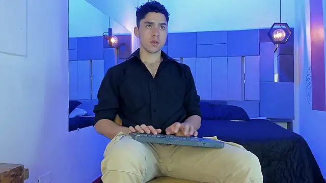 LiamNovak online show from 1, 2, 2026