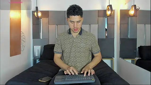 LiamNovak online show from 8, 1, 2026