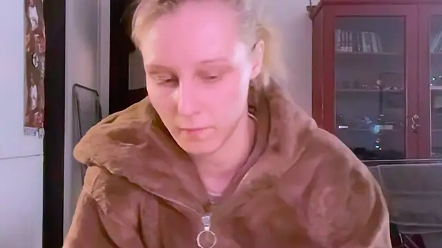 KatiKate online show from 3, 3, 2025