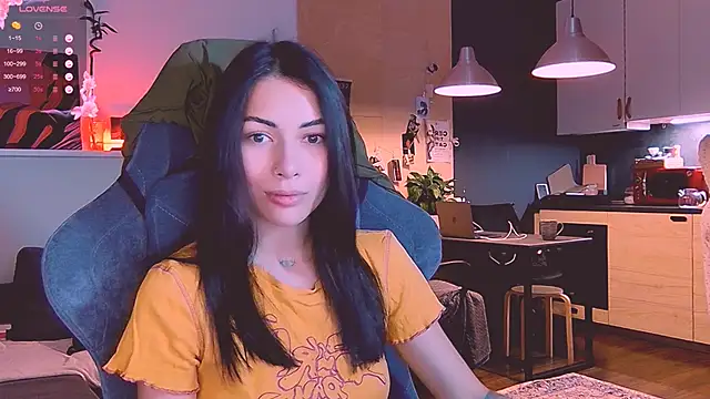 Snapshot of KatiKate chatting on 27, 10, 2025 KatiKate online show from 27, 10, 2025