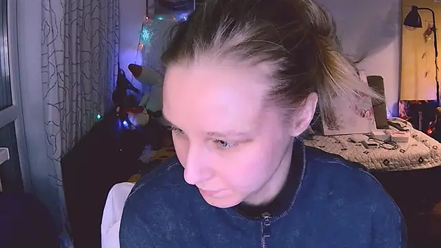 KatiKate online show from 9, 1, 2025