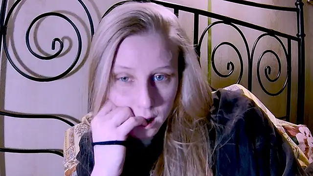 KatiKate online show from 20, 1, 2025