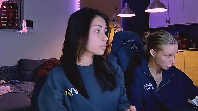 Snapshot of KatiKate chatting on 15, 10, 2025 KatiKate online show from 15, 10, 2025