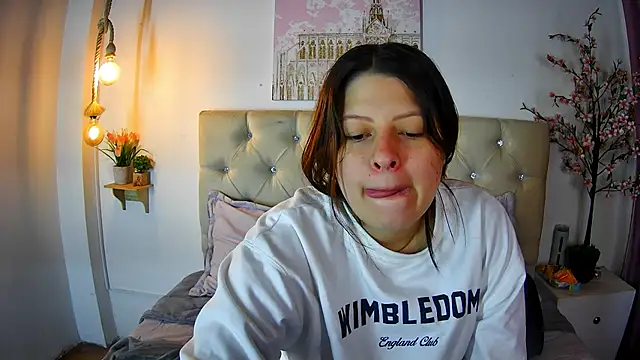 ShyVibes  online show from 8, 2, 2026