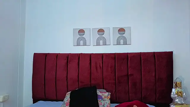 selena castillo online show from 27, 11, 2025