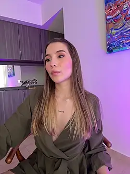 SophieRaily  online show from 26, 2, 2025