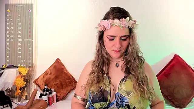 GinnaGrace online show from 30, 10, 2025