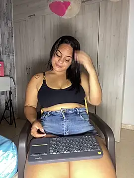 Violetrousse online show from 10, 4, 2026