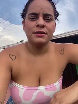 Violetrousse online show from 5, 2, 2026