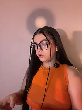 Blancanievess online show from 11, 4, 2026