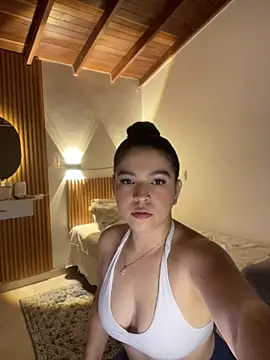 Blancanievess online show from 24, 4, 2026