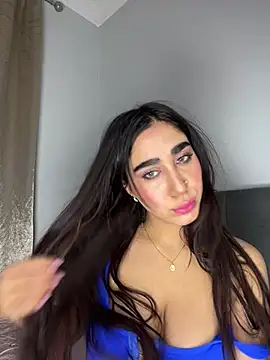 Snapshot of Meryem_Queen chatting on 13, 5, 2026 Meryem Queen online show from 13, 5, 2026