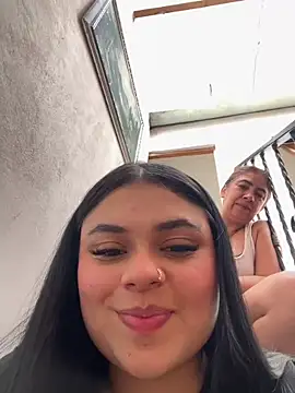 alissonfernandez  online show from 20, 5, 2026