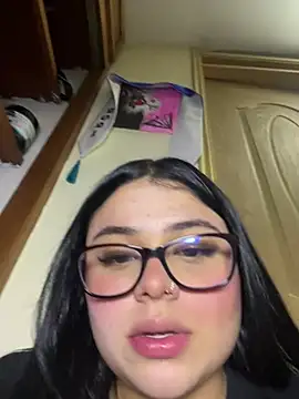 alissonfernandez  online show from 8, 2, 2026