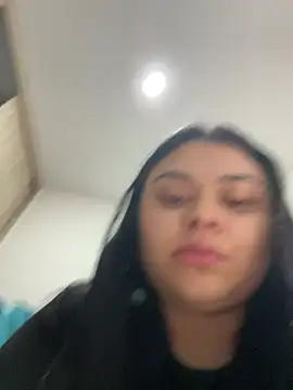alissonfernandez  online show from 10, 3, 2025