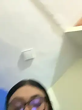 alissonfernandez  online show from 28, 2, 2026