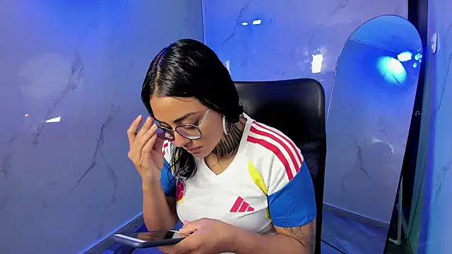 Snapshot of Lovely_celeste chatting on 7, 7, 2026 Lovely celeste online show from 7, 7, 2026