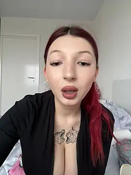 Alissa kiss online show from 30, 1, 2025
