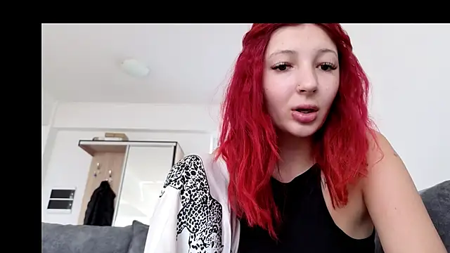 Alissa kiss online show from 2, 10, 2025