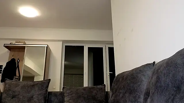 Alissa kiss online show from 5, 10, 2025