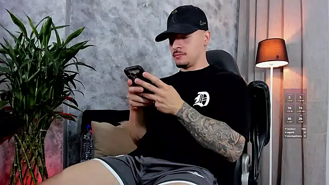 boyc022  online show from 8, 3, 2026