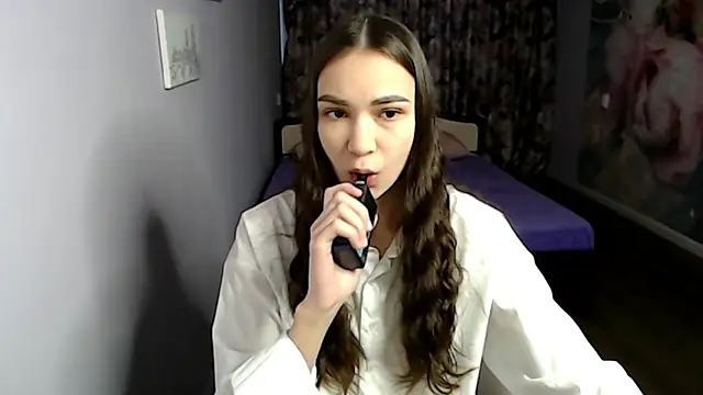 AmyJonas online show from 10, 2, 2025