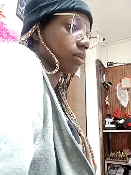 Ashanti and  alejo online show from 5, 12, 2024