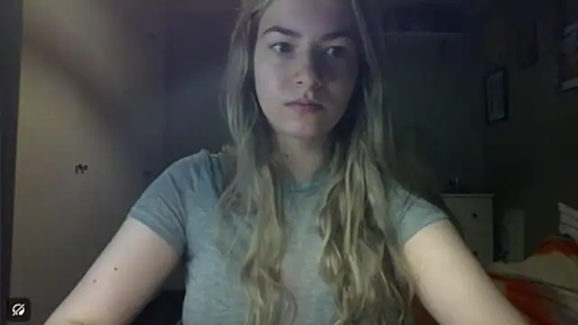 Snapshot of ROSIEx_sweet chatting on 17, 12, 2025 ROSIEx sweet online show from 17, 12, 2025