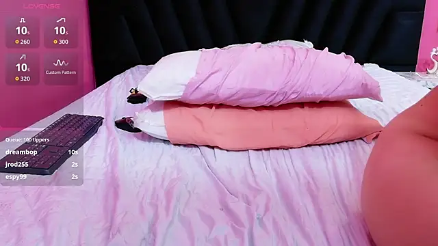 hornybarelylegalgirl online show from 3, 11, 2025