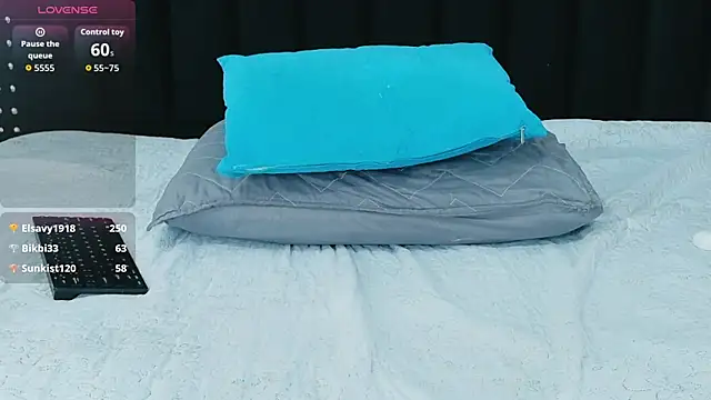 hornybarelylegalgirl online show from 2, 3, 2026