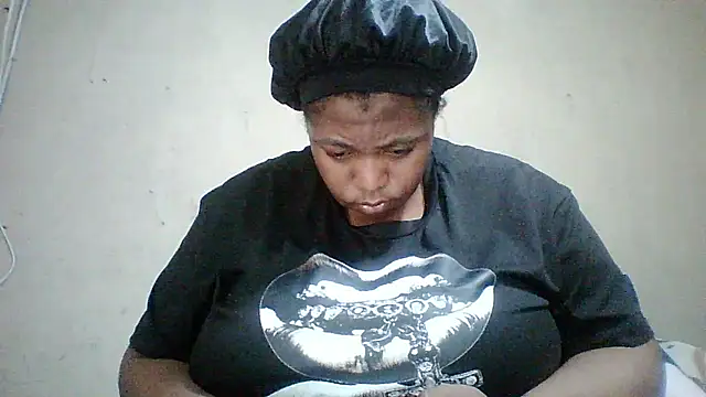 bustyboobs6 online show from 8, 1, 2026