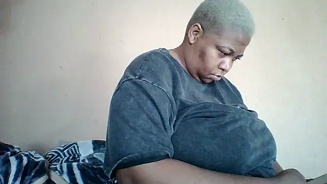 bustyboobs6 online show from 18, 1, 2026