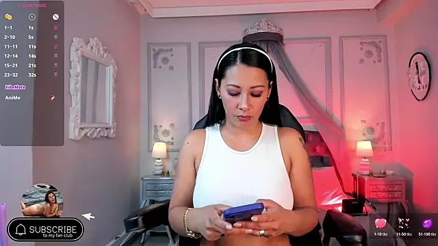 Sue Wolls online show from 17, 10, 2025