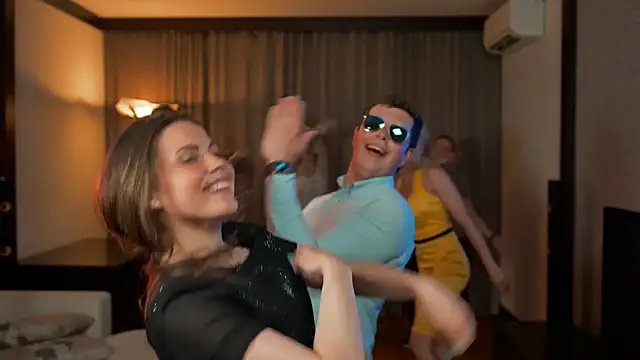 awesome anna online show from 11, 4, 2026